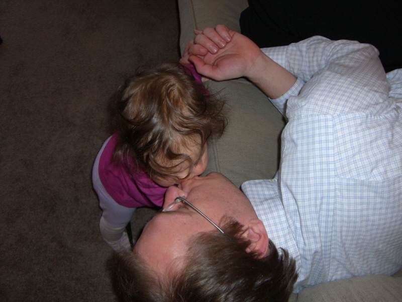 Vivien&Papa:K�sschen